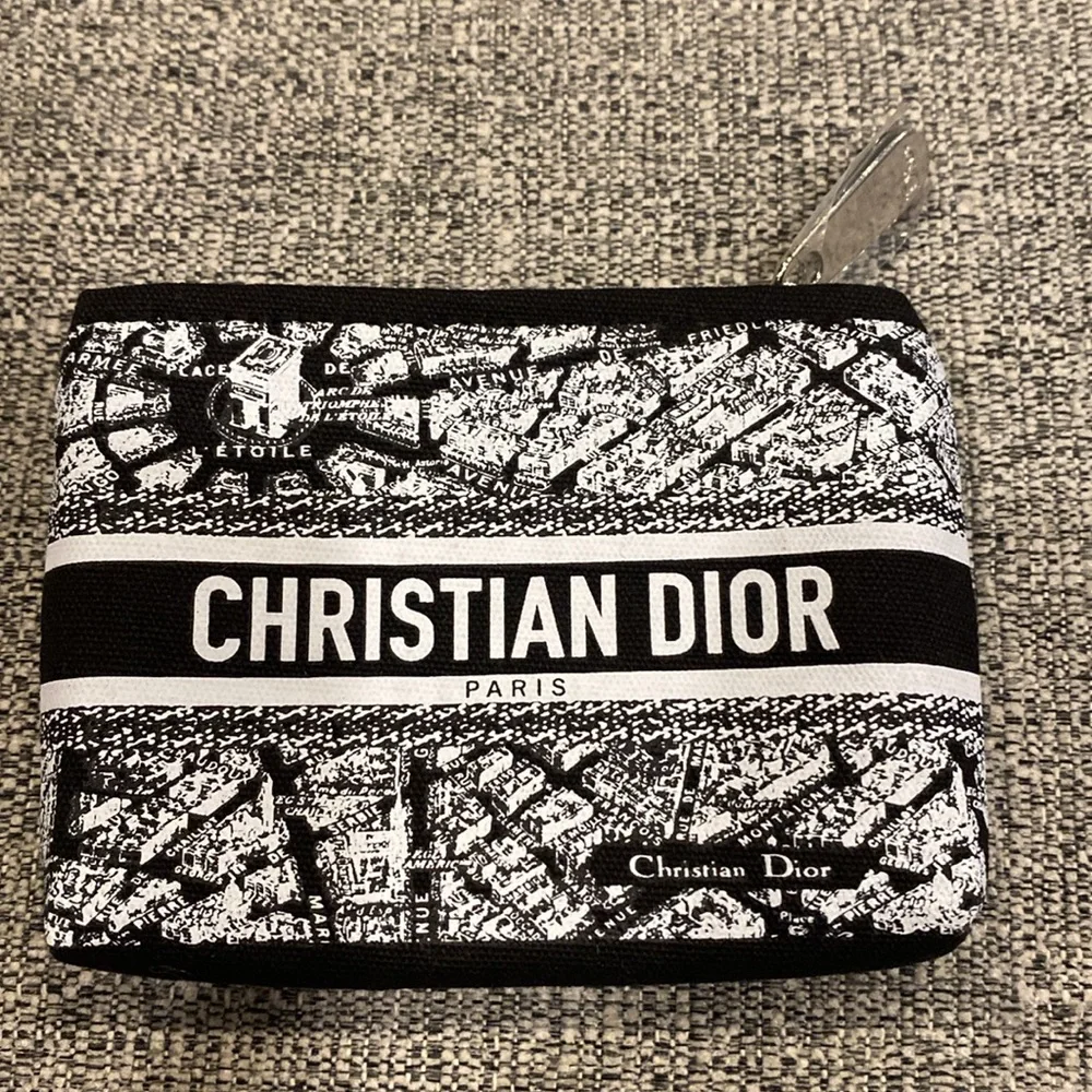 New Christian Dior eyeshadow pouch converted to coin purse